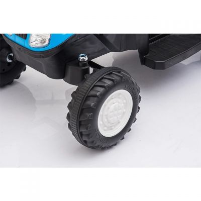 Tractor electric cu remorca New Holland Blue