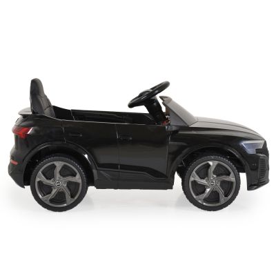 Masinuta electrica pentru copii Audi SQ8 E-Tron Black vopsit,roti EVA,telecomanda 2.4G,2 motoarex25w,lumini LED,unitate audio cu BluetoothUSBMP3,volum reglabil,acumulator 12V7Ah,pornire la buton,centura,sarcina admisa 25kg